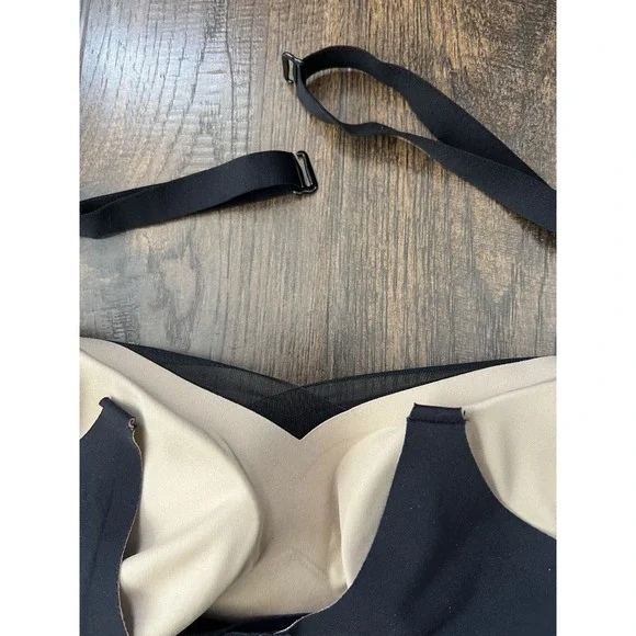 Honeylove liftwear crossover bra wireless black removable cups Pads size medium - Picture 8 of 10